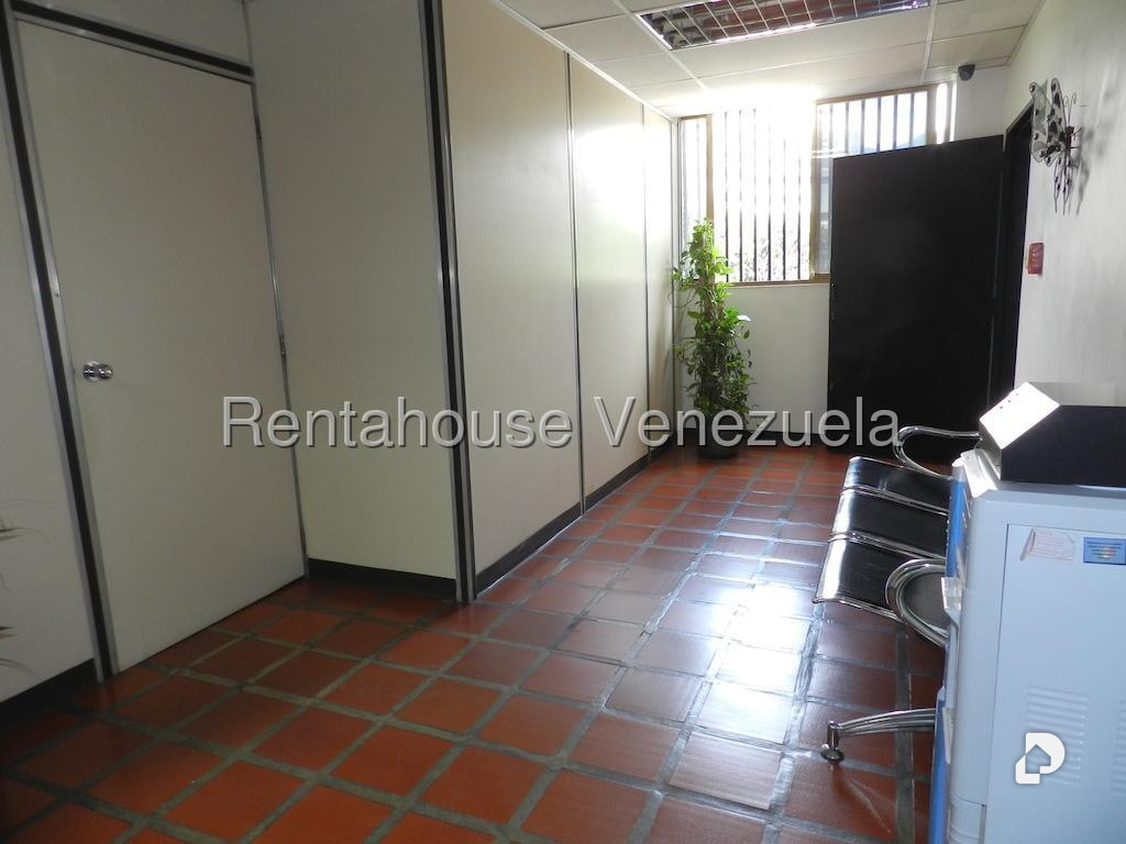 Edificio en Parroquia La Candelaria, Caracas – 27
