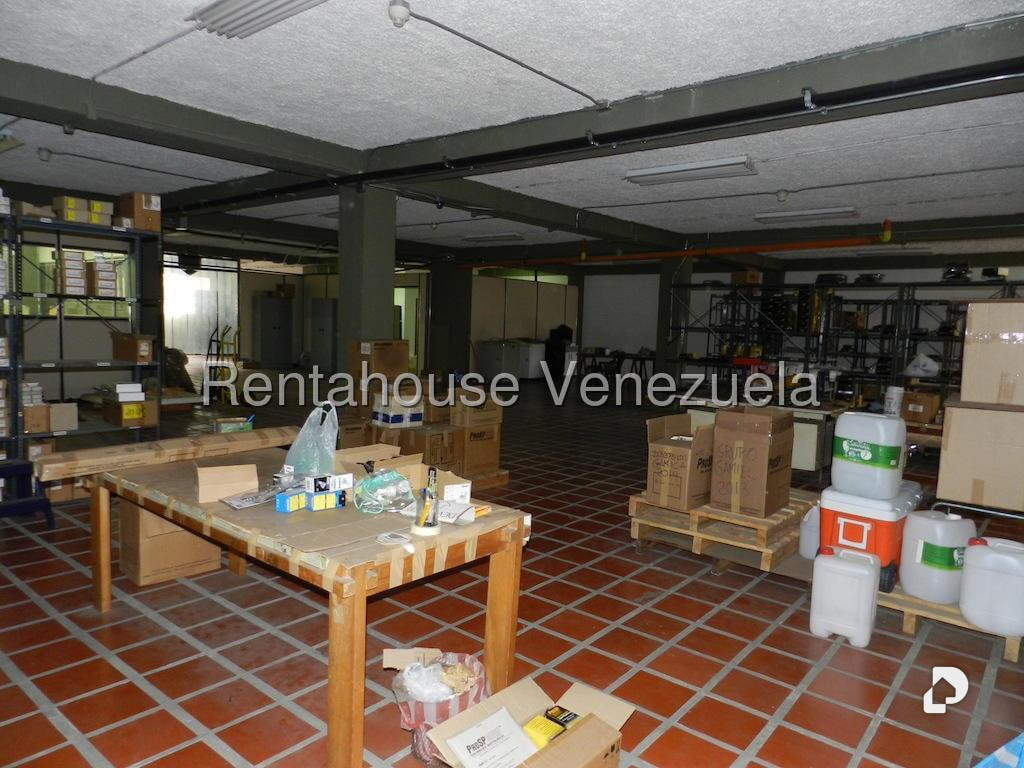 Edificio en Parroquia La Candelaria, Caracas – 24