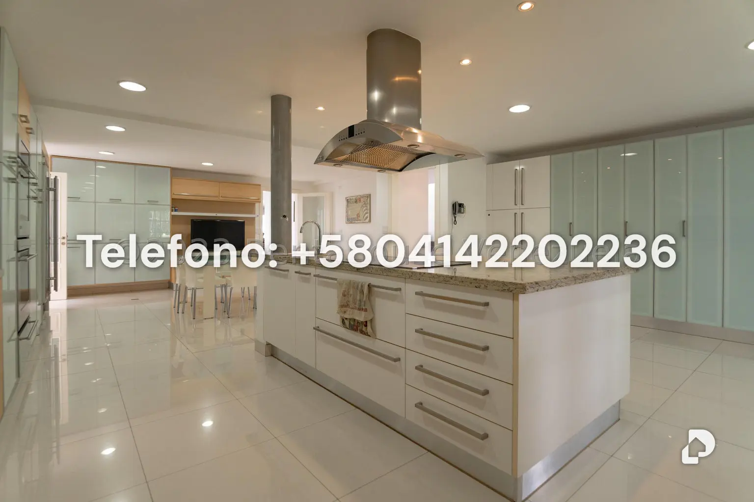 Casa en Prados del Este, Caracas – 14