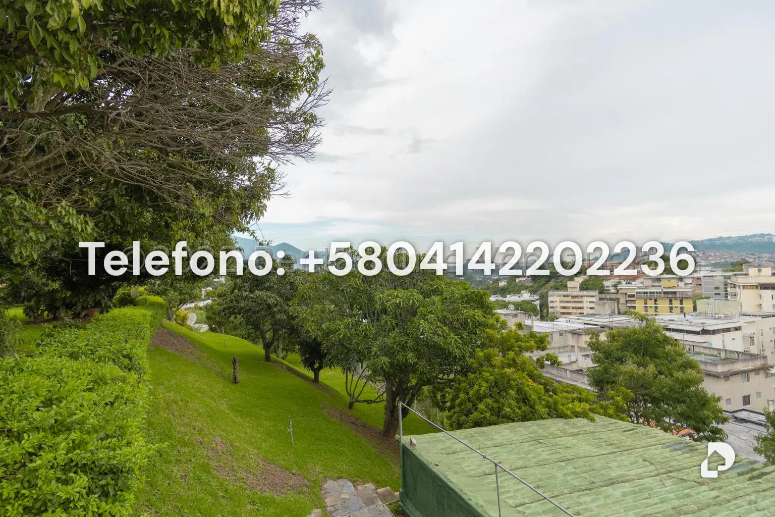 Casa en Cumbres de Curumo, Caracas – 9
