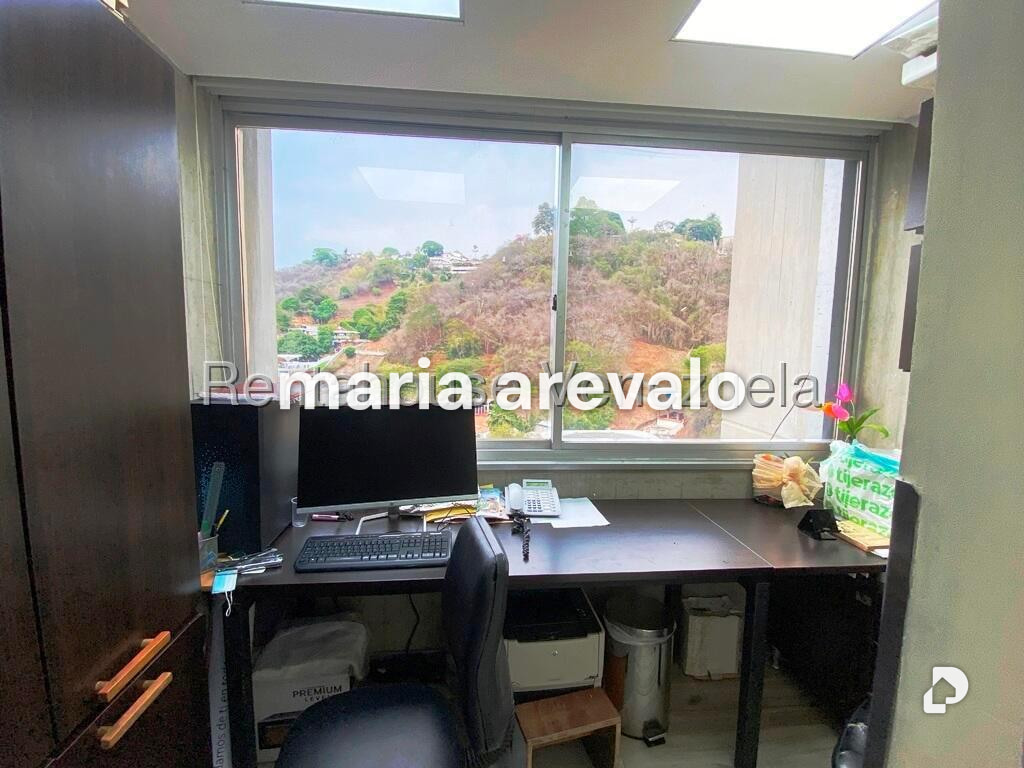 Oficina en Santa Sofía, Caracas – 10