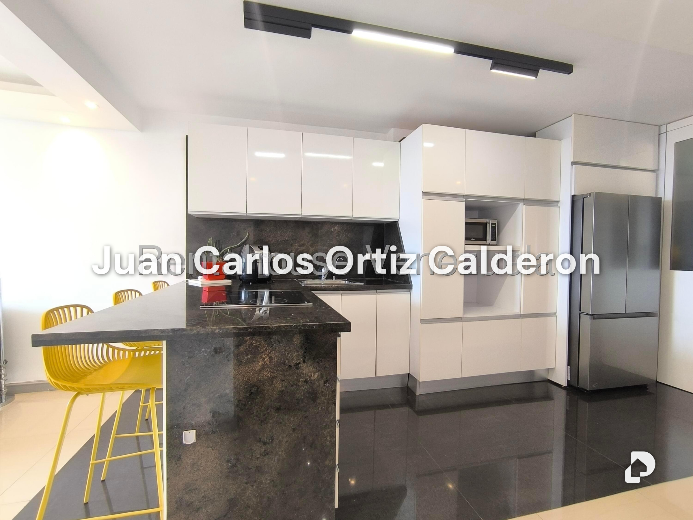 Apartment in Colinas de La Tahona, Caracas – 4