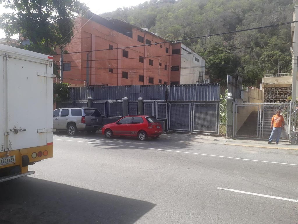 Terreno en La Guaira - 1