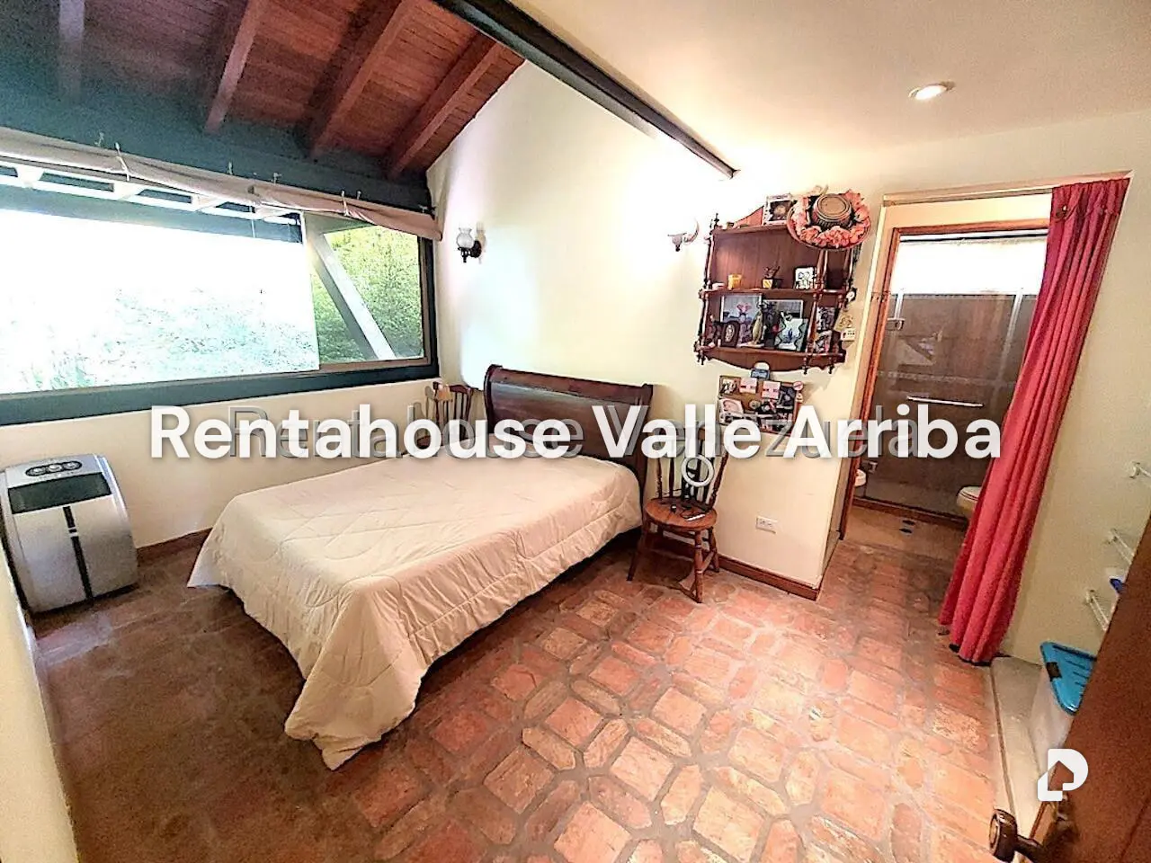 Casa en El Hatillo, Caracas – 19