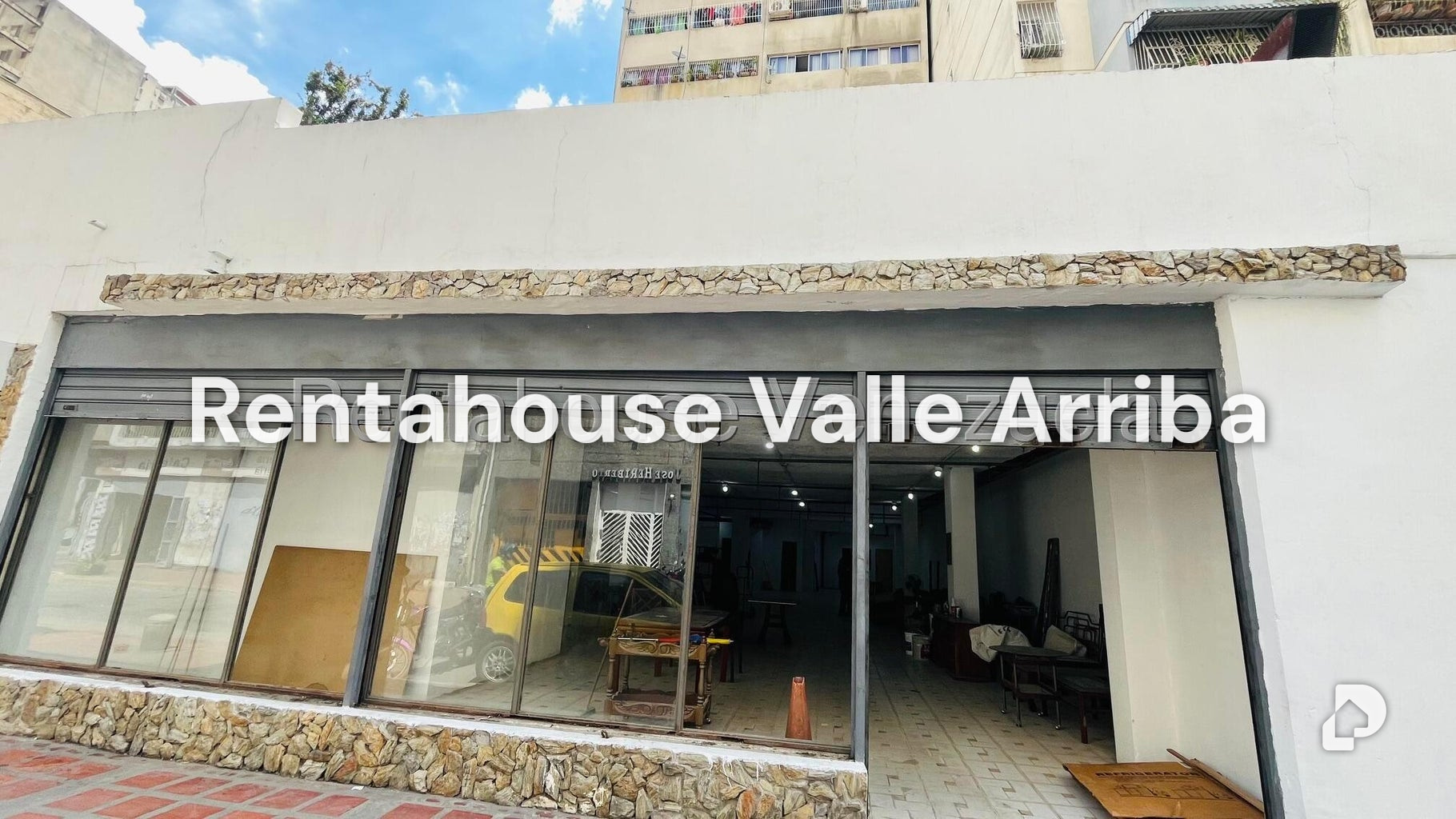 Local comercial en Parroquia La Candelaria, Caracas – 12