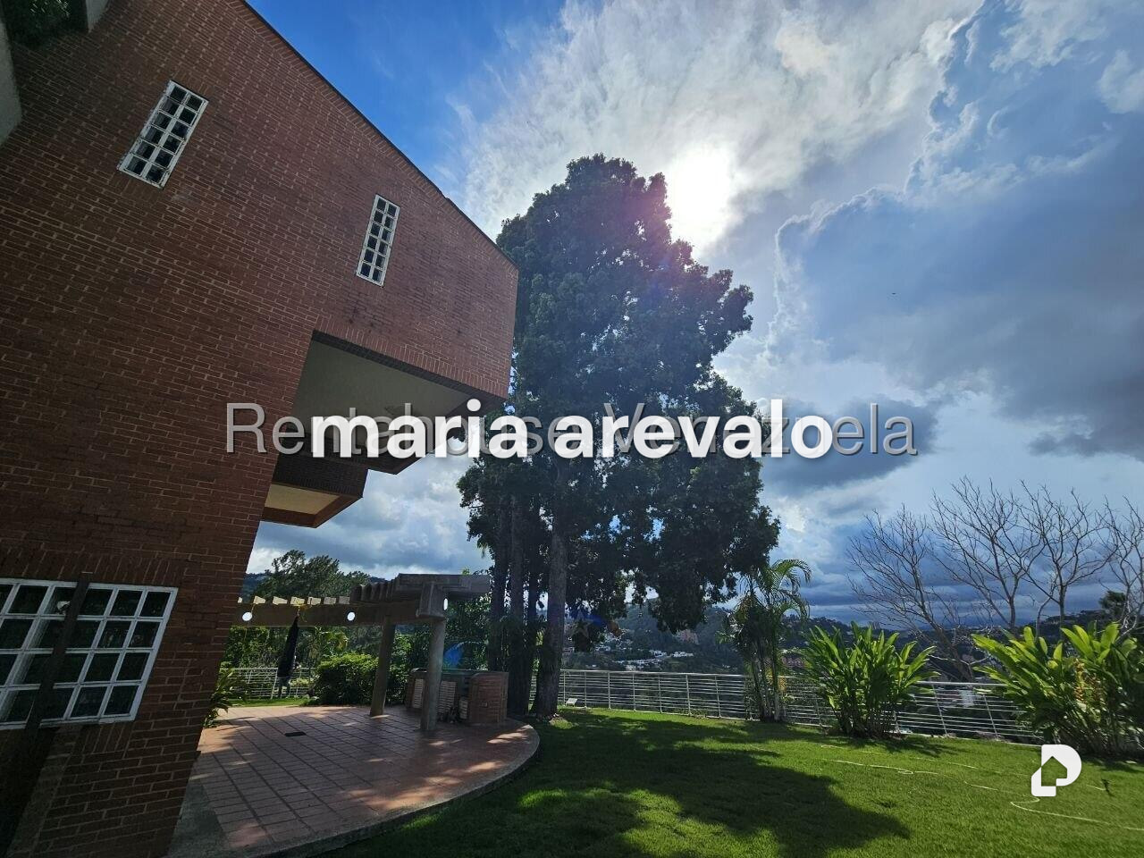 Casa en Macaracuay, Caracas – 24
