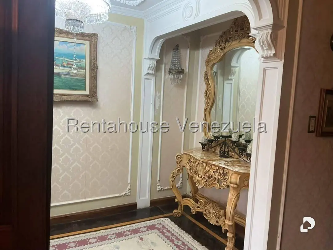 Casa en La Trinidad, Caracas – 2