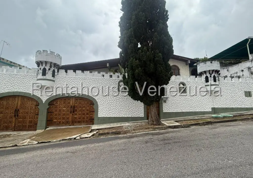 Casa en La Trinidad, Caracas - 1