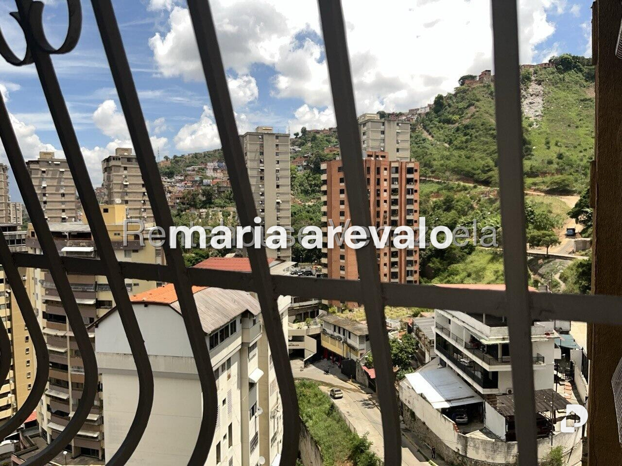 Apartamento en El Paraíso, Caracas – 13