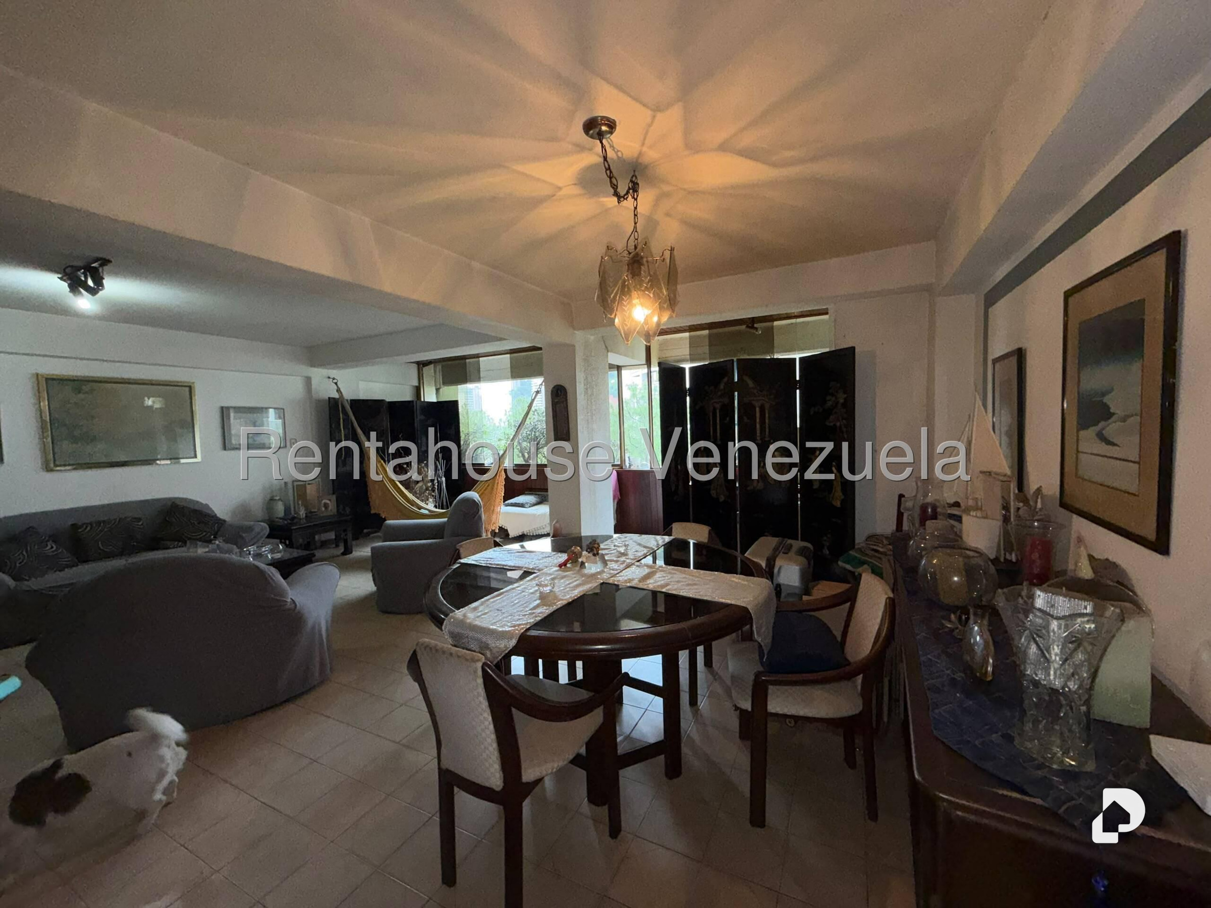 Apartamento en Manzanares, Caracas – 2