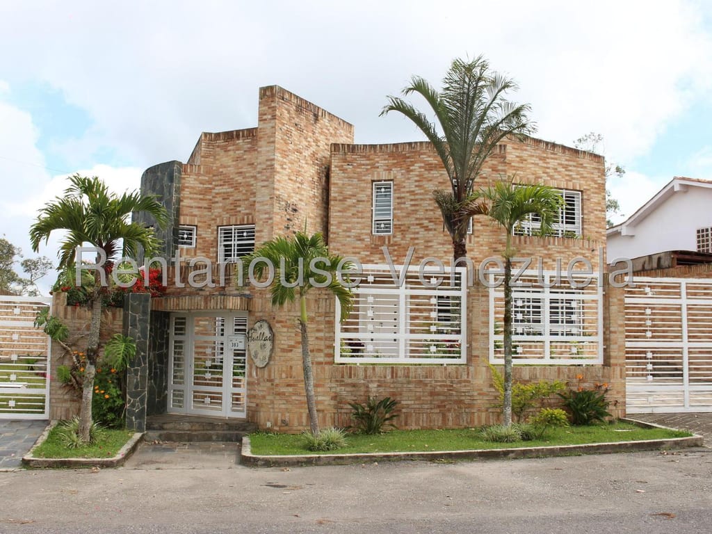 Casa en Club de Campo, San Antonio de Los Altos - 1