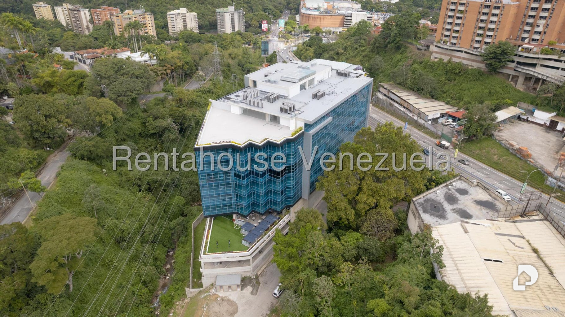 Oficina en Los Naranjos (del Cafetal), Caracas – 17