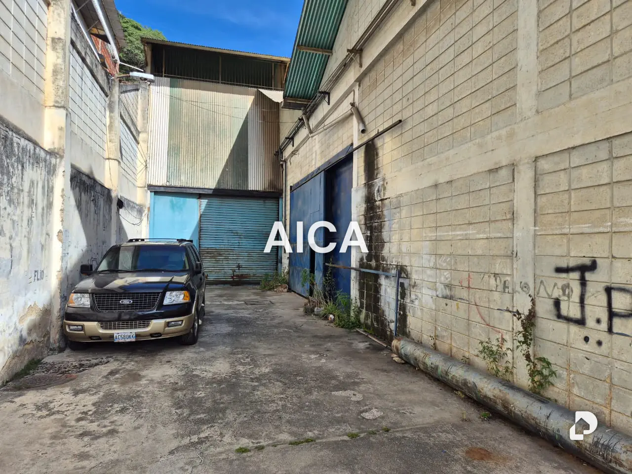 Warehouse in Antímano, Caracas – 2
