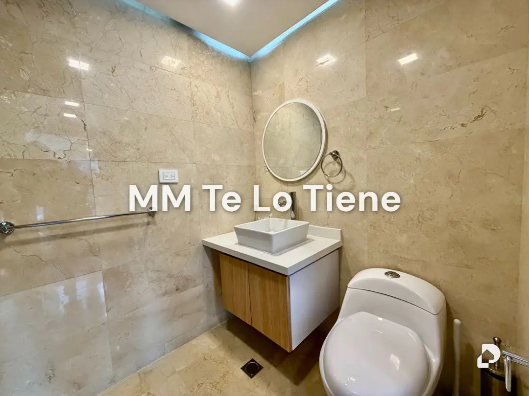 Penthouse en Los Naranjos (Las Mercedes), Caracas