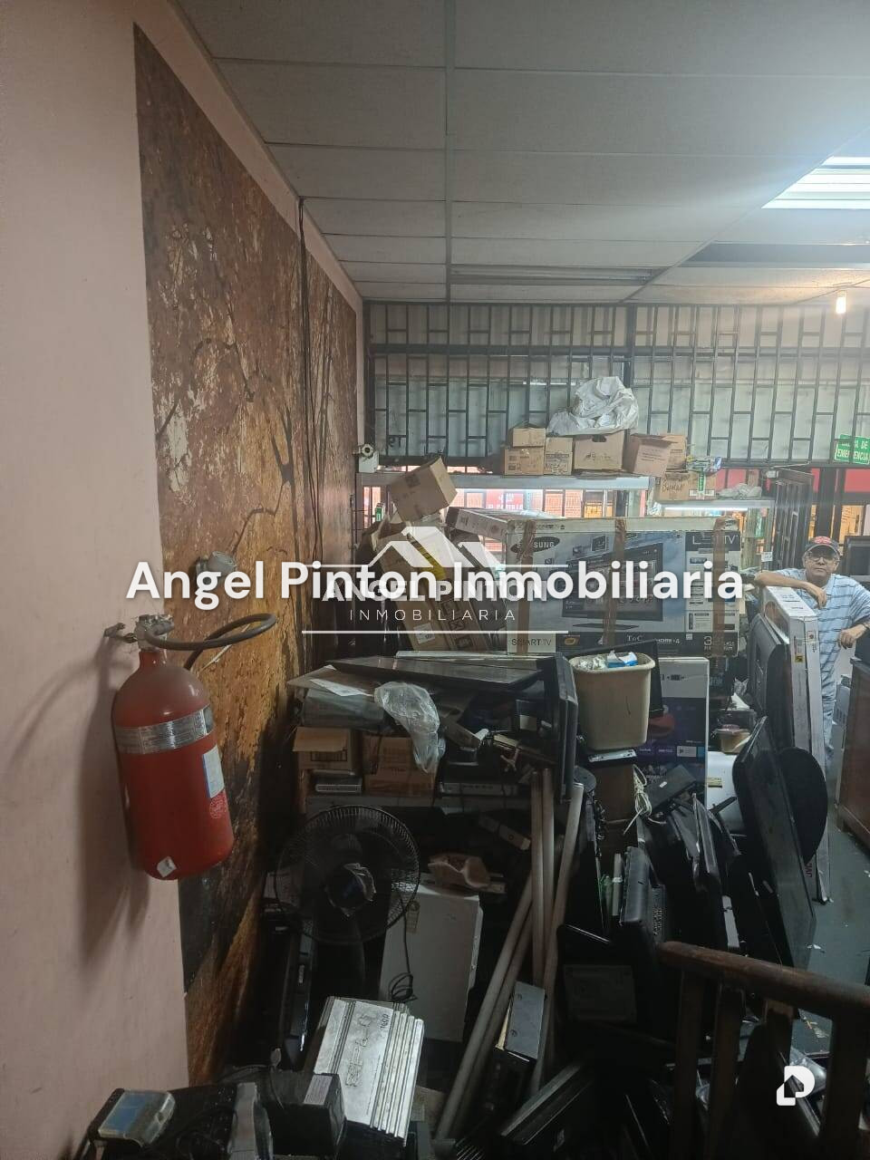 Local comercial en California Norte, Caracas – 9