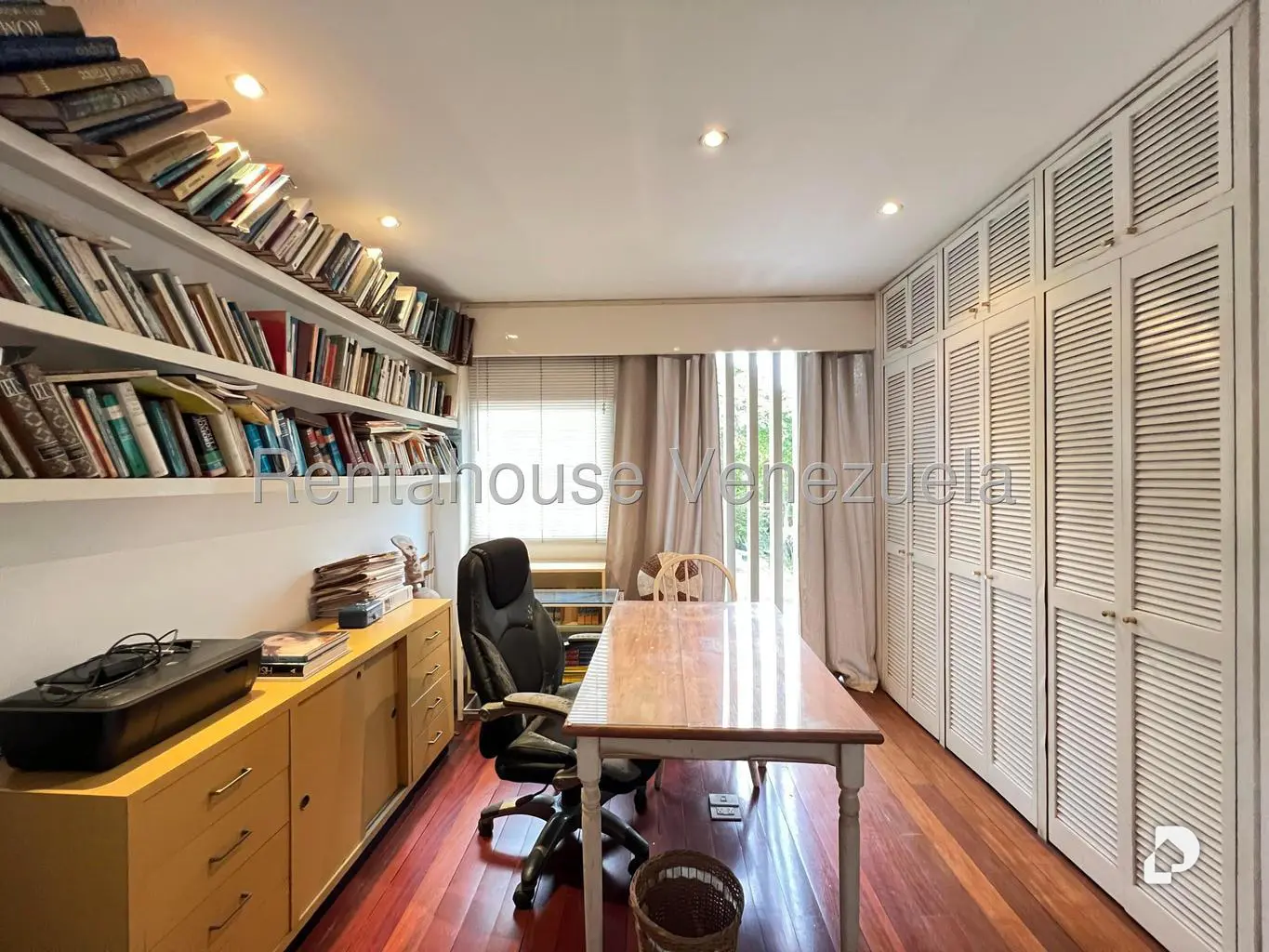 Casa en Santa Inés, Caracas – 27