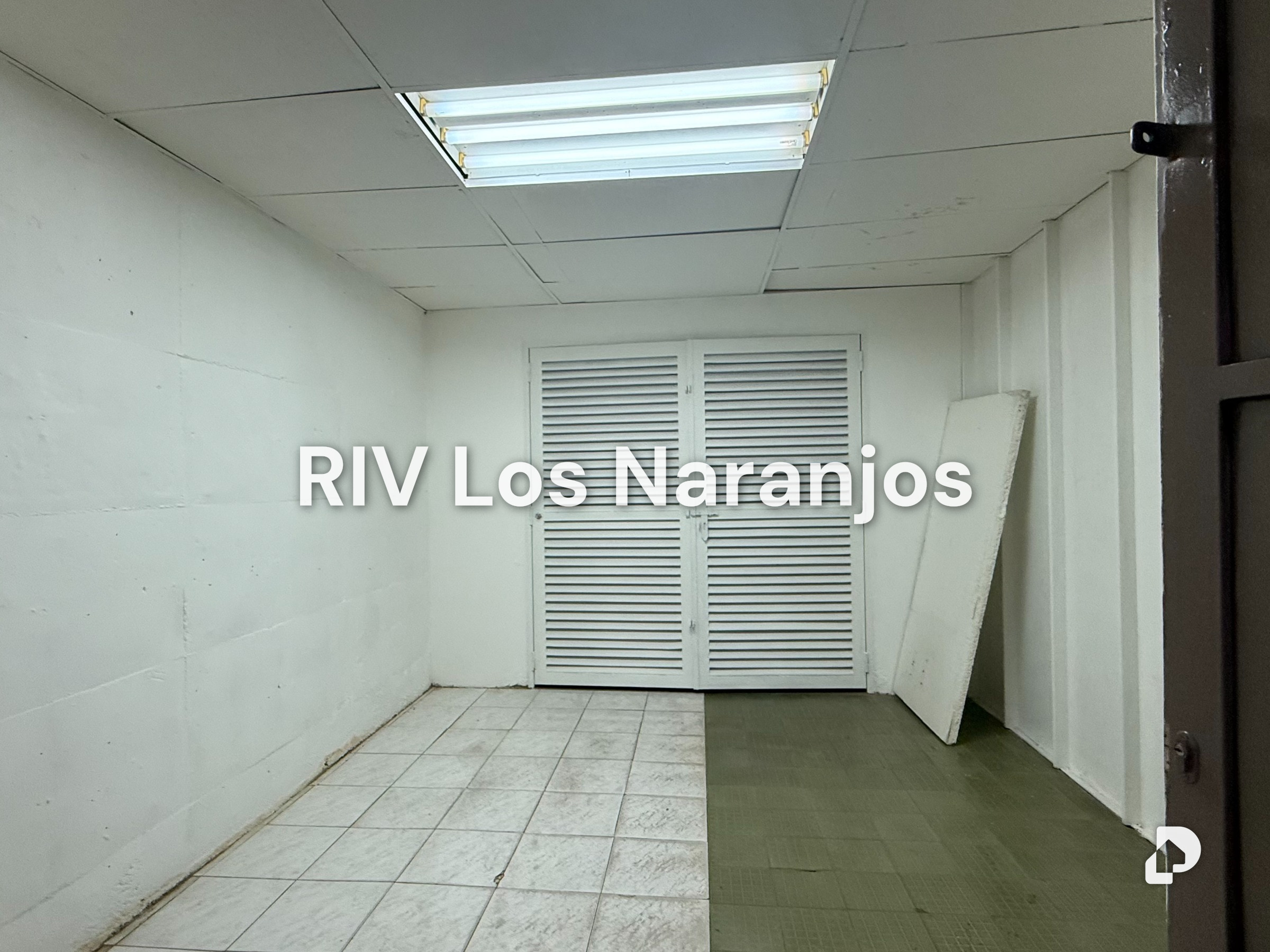 Local comercial en Chuao, Caracas – 1