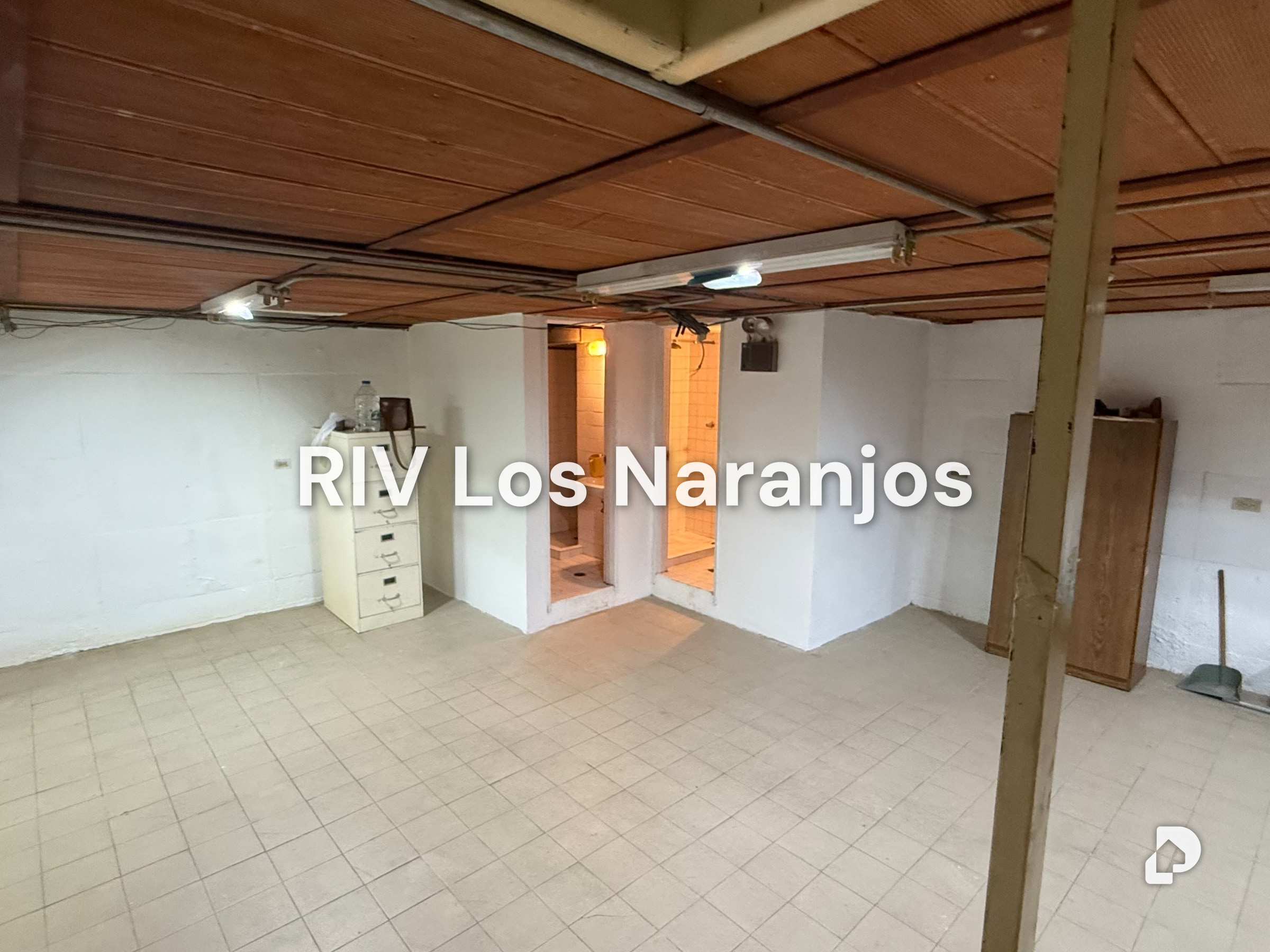 Local comercial en Chuao, Caracas – 10