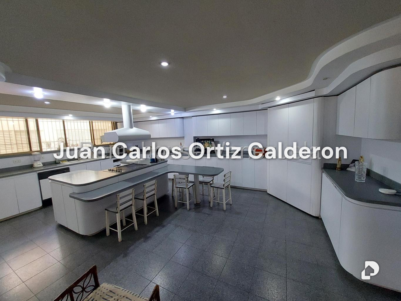 Casa en Colinas del Tamanaco, Caracas – 25