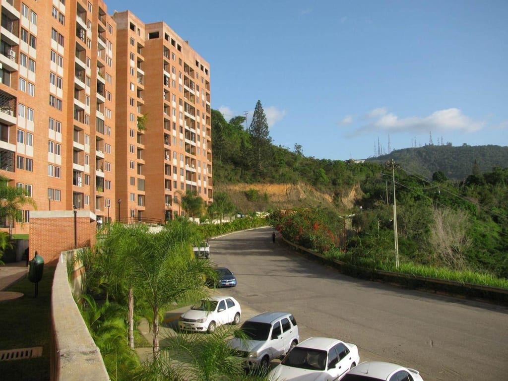 Apartamento en Colinas de La Tahona, Caracas - 1