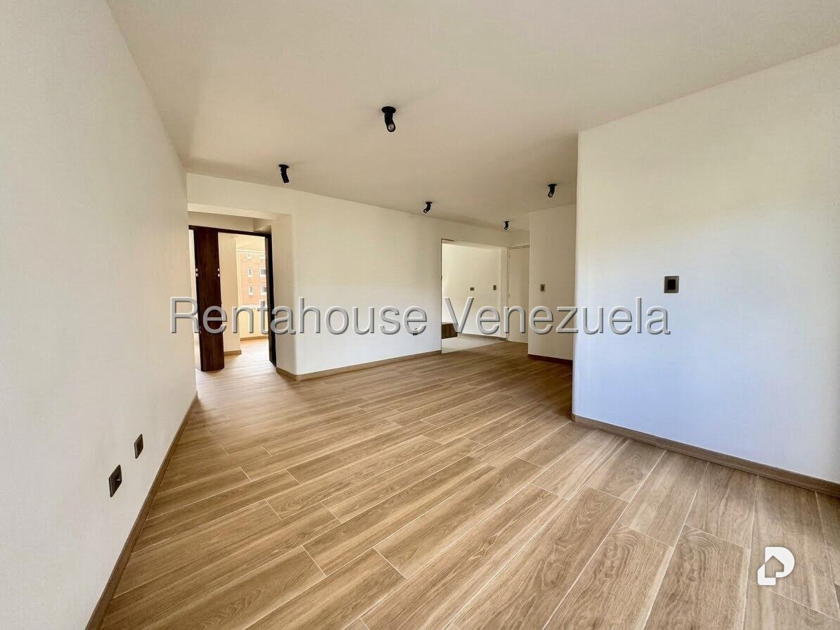 Apartamento en El Cigarral, Caracas – 13