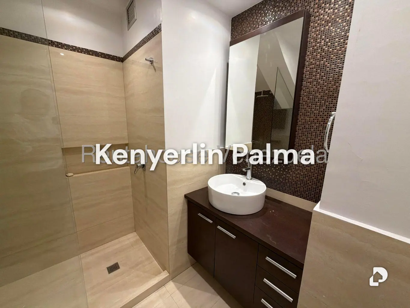 Apartamento en La Alameda, Caracas – 24