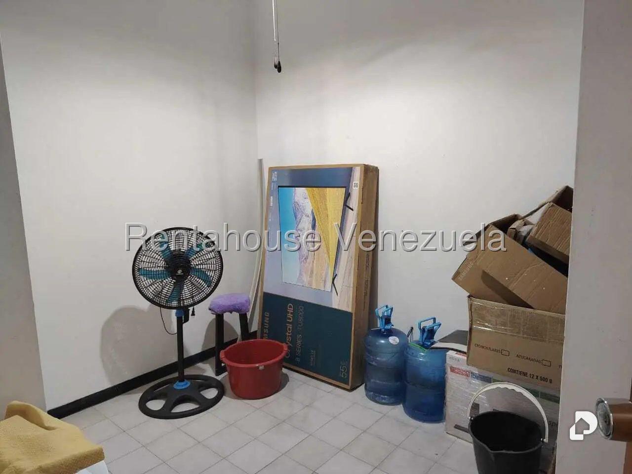 Apartamento en La Florida, Caracas – 18