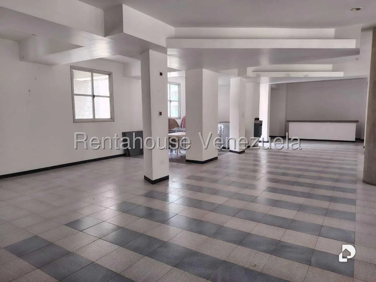 Apartamento en La Florida, Caracas – 30