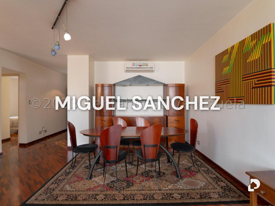 Apartamento en Los Palos Grandes, Caracas – 13