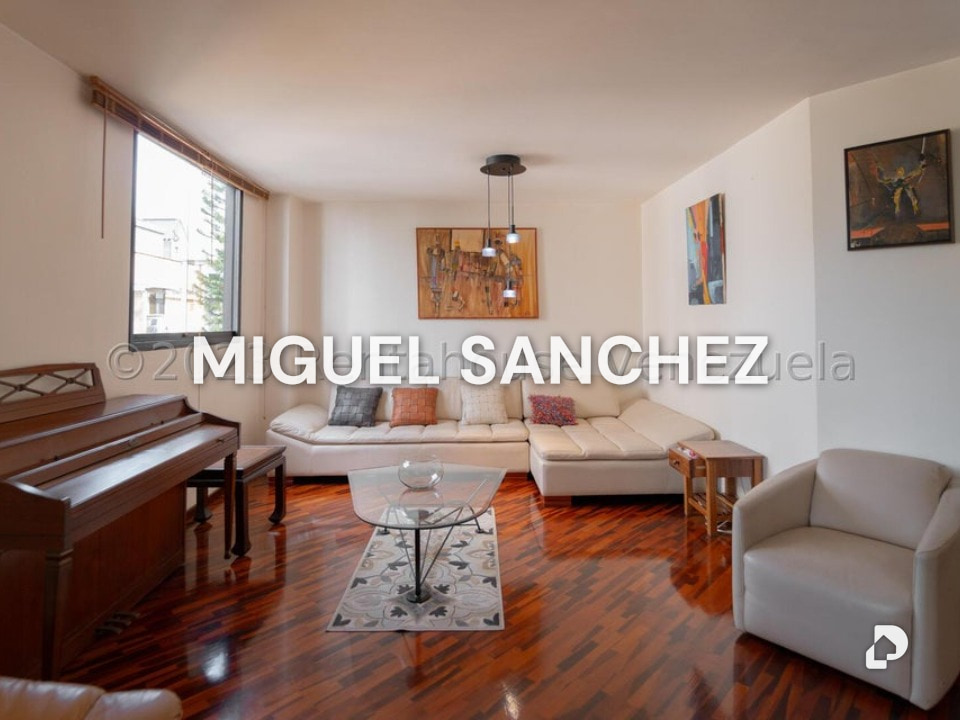 Apartamento en Los Palos Grandes, Caracas – 9