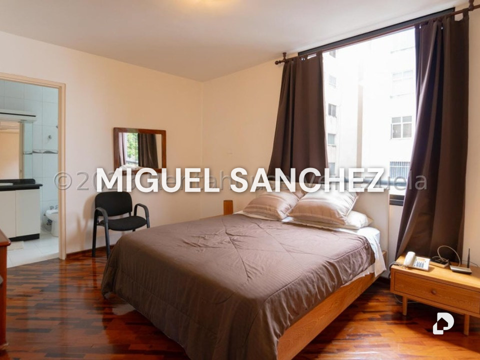 Apartamento en Los Palos Grandes, Caracas – 22