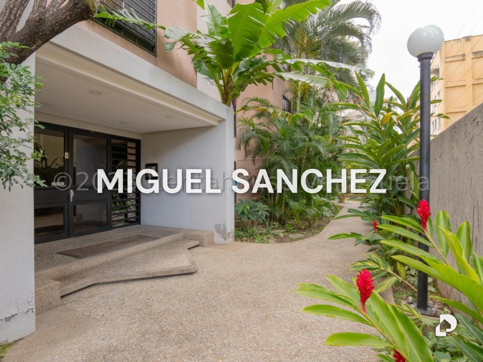 Apartamento en Los Palos Grandes, Caracas – 3