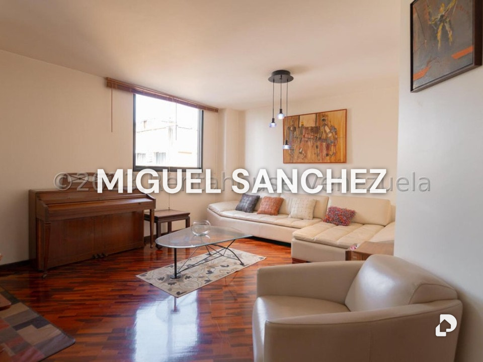 Apartamento en Los Palos Grandes, Caracas – 10