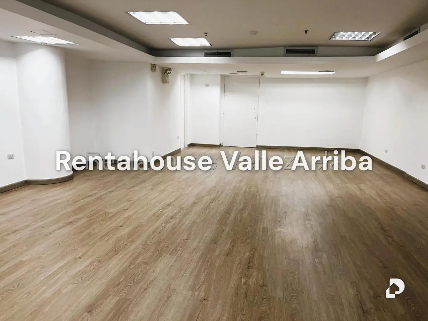 Local comercial en La Castellana, Caracas – 3