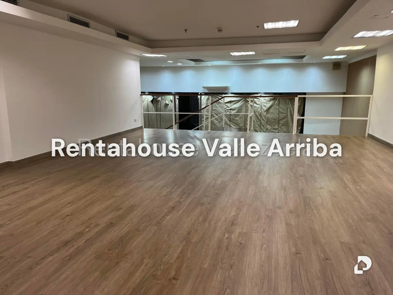 Local comercial en La Castellana, Caracas – 11