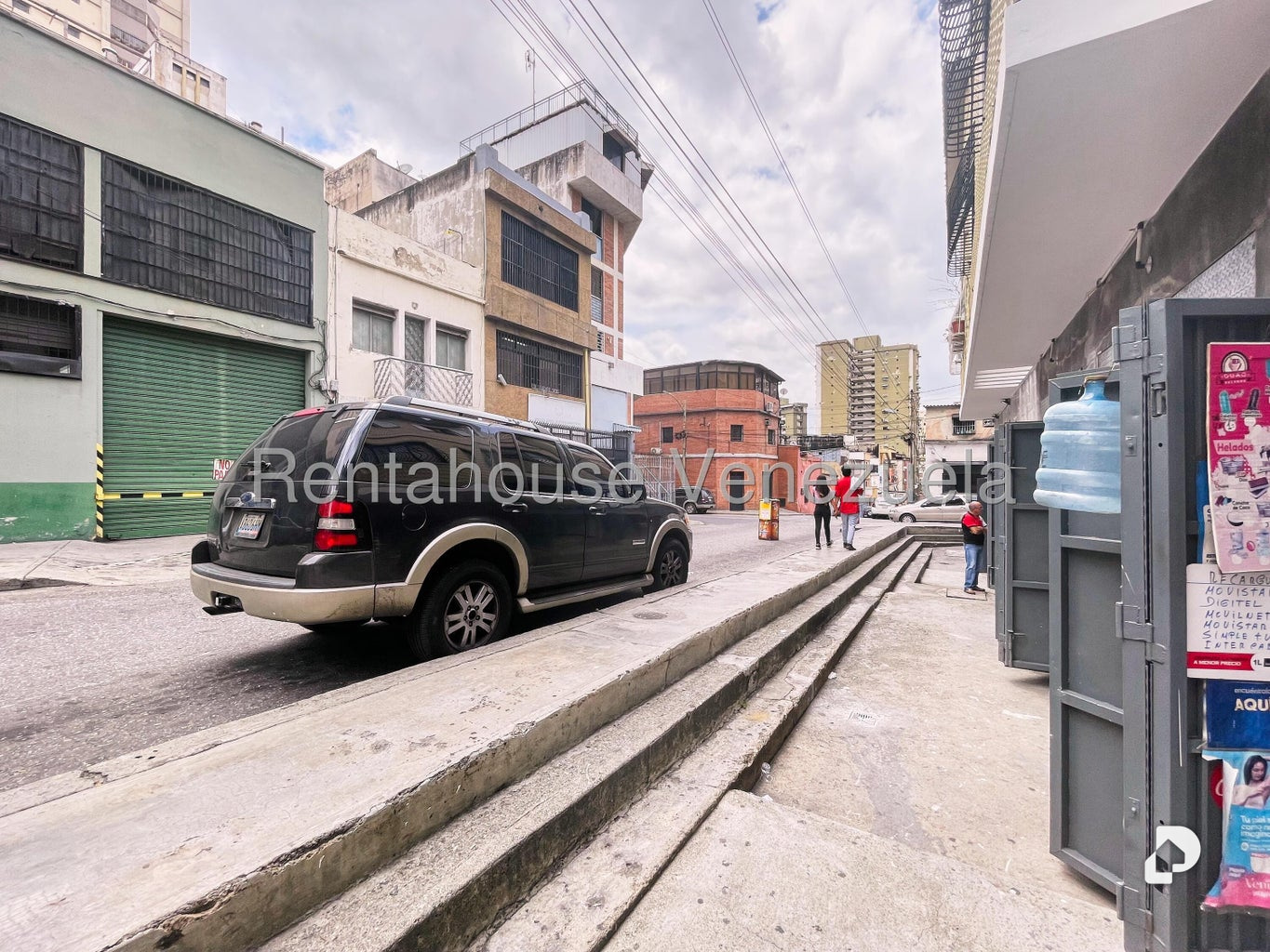 Local comercial en Parroquia La Candelaria, Caracas – 10