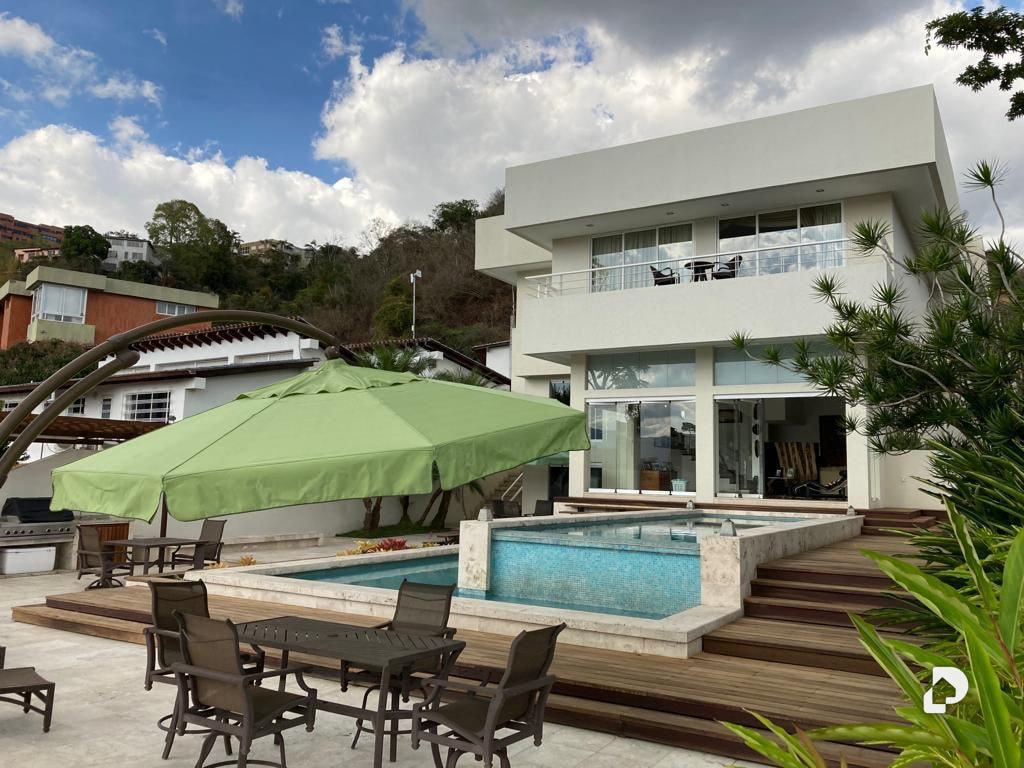 Casa en Colinas de Tamanaco, Caracas – 21
