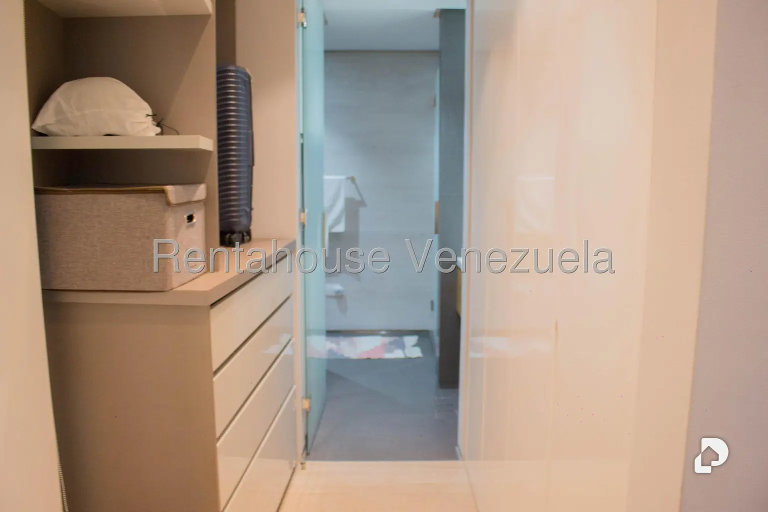 Apartment in Campo Alegre, Caracas – 17