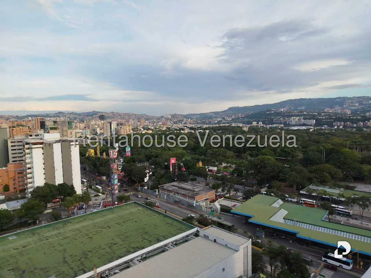 Apartamento en Santa Eduvigis, Caracas – 25