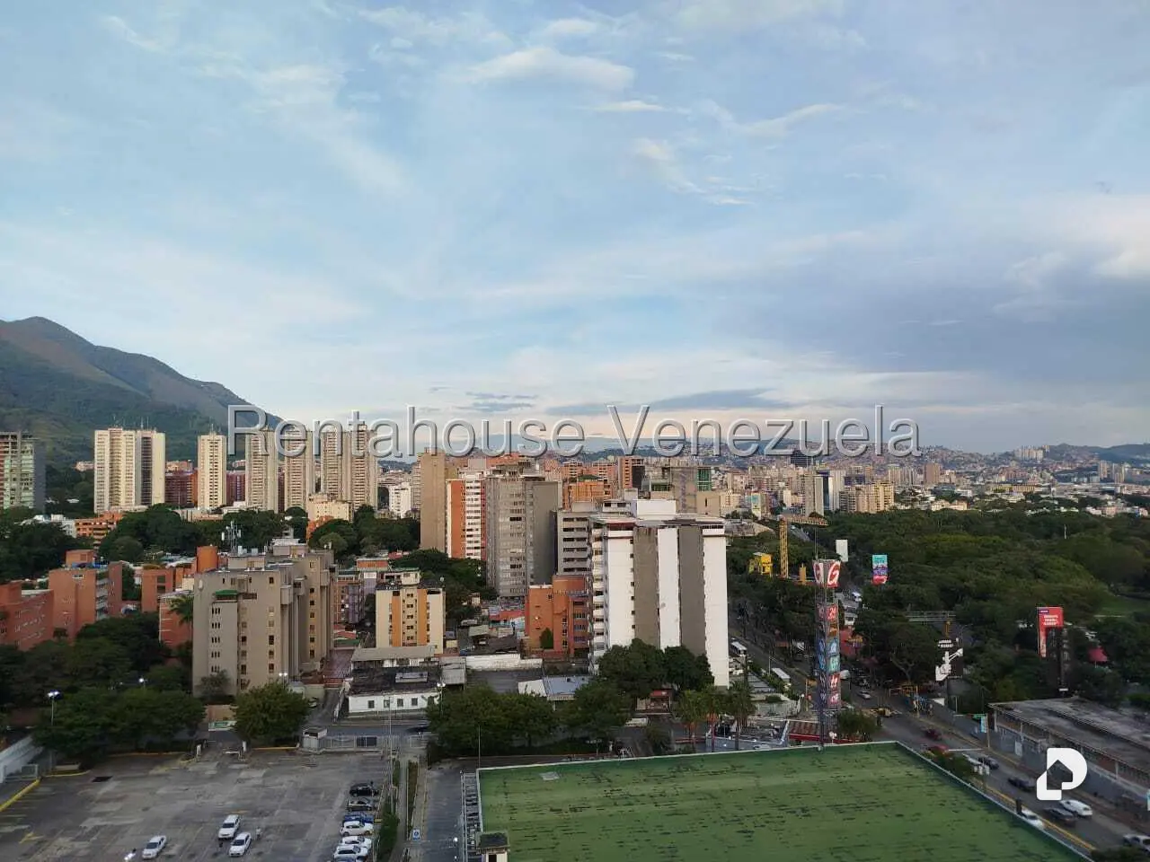 Apartamento en Santa Eduvigis, Caracas – 24