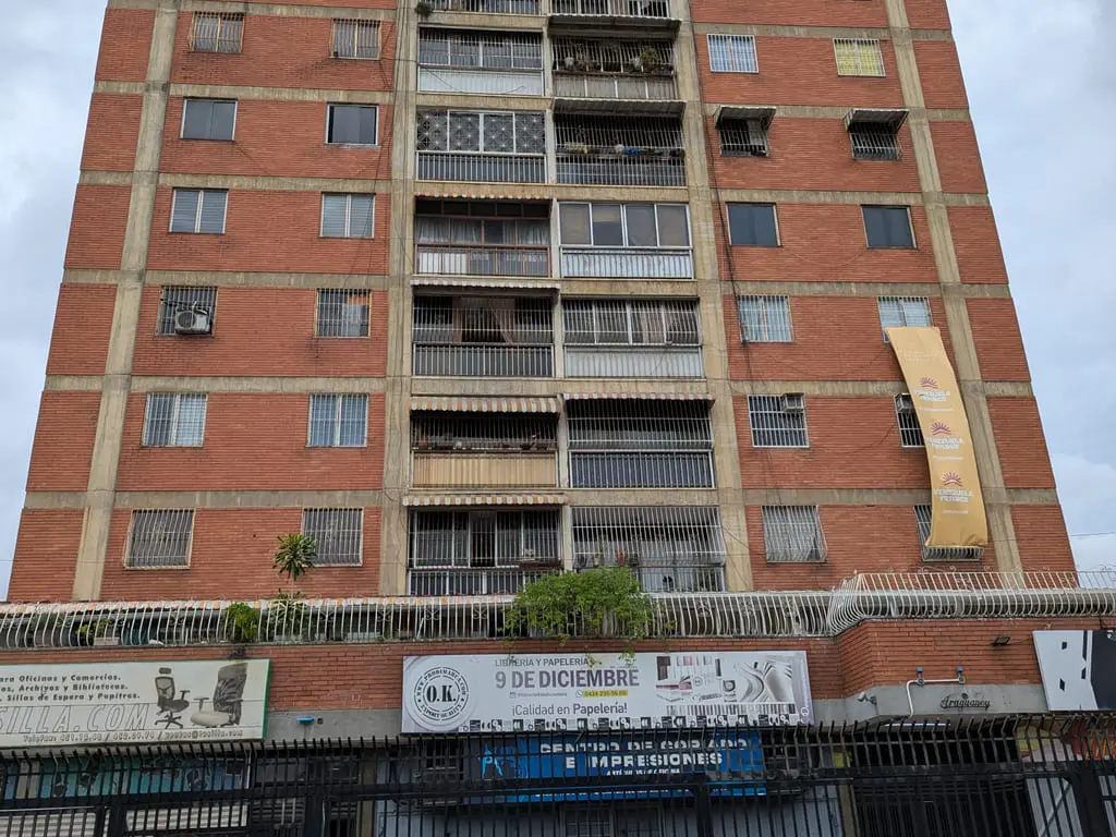 Apartamento en El Paraíso, Caracas - 1