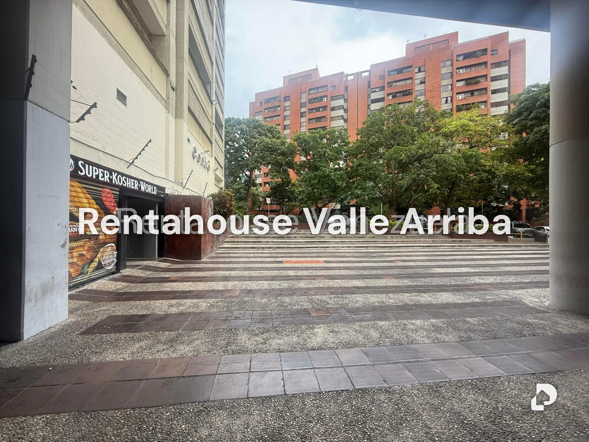 Local comercial en Los Dos Caminos, Caracas – 29