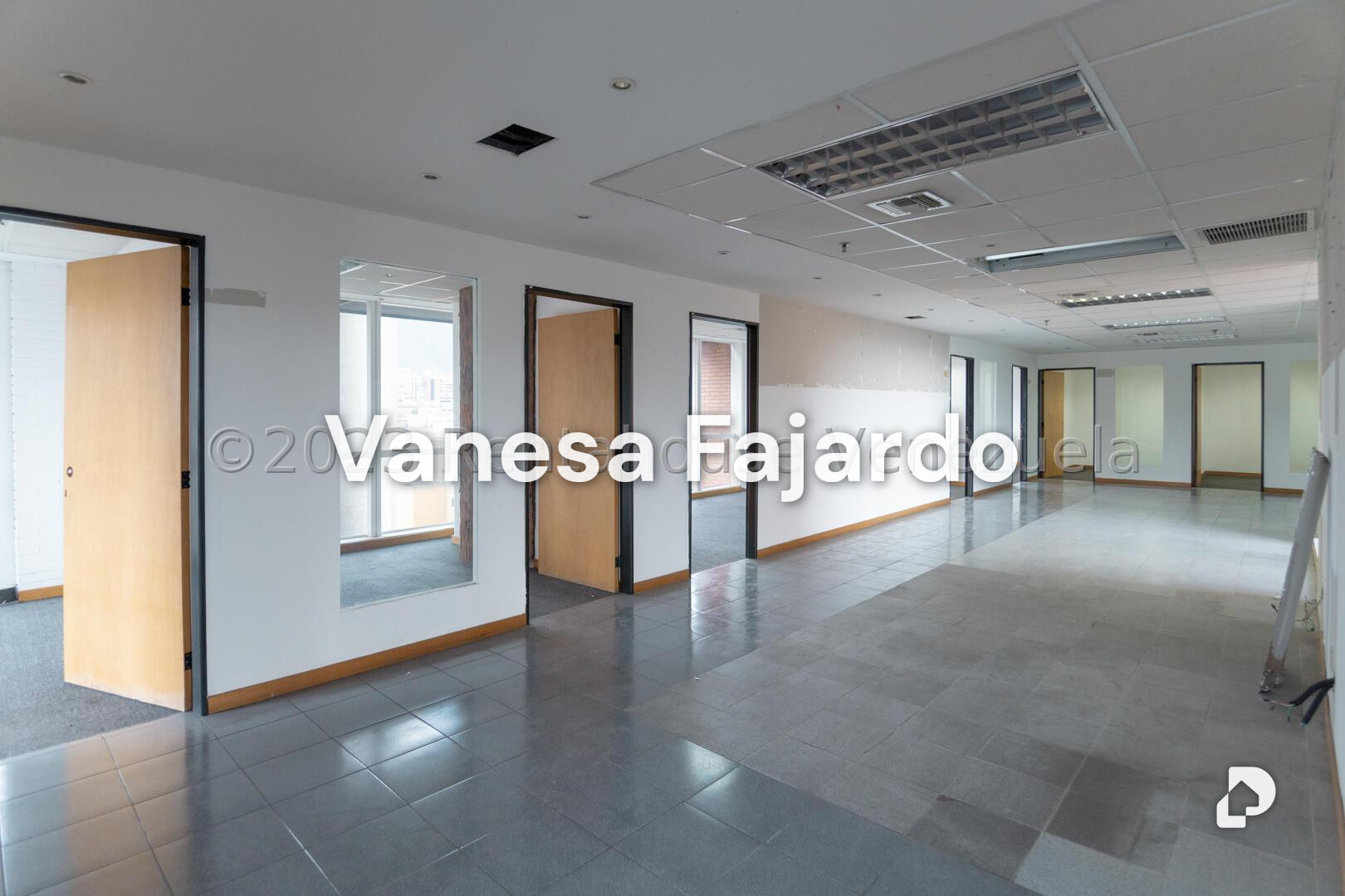Oficina en Campo Alegre, Caracas – 6