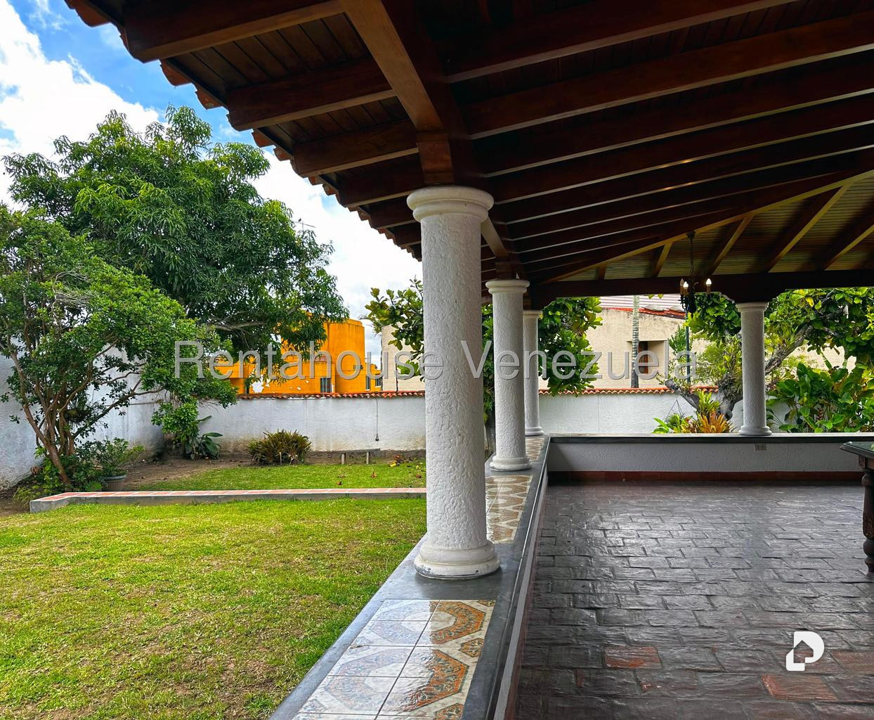 Casa en La Lagunita Country Club, Caracas – 2