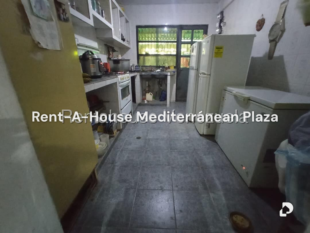 Casa en La Castellana, San Joaquín – 13