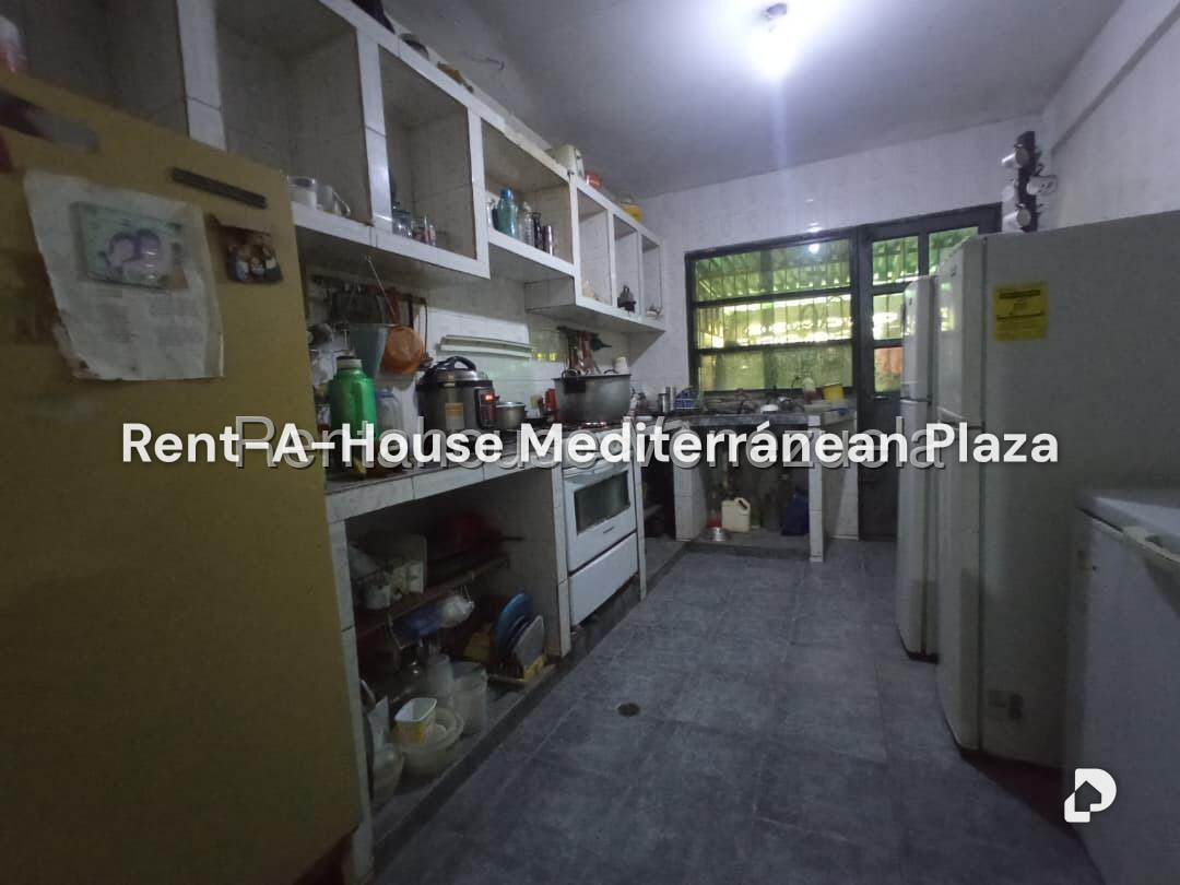Casa en La Castellana, San Joaquín – 12
