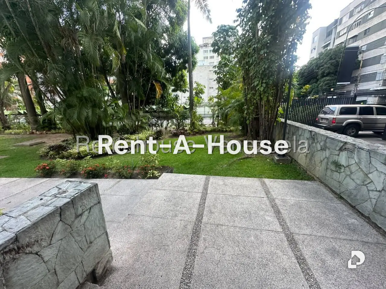 Apartamento en Los Palos Grandes, Caracas – 3