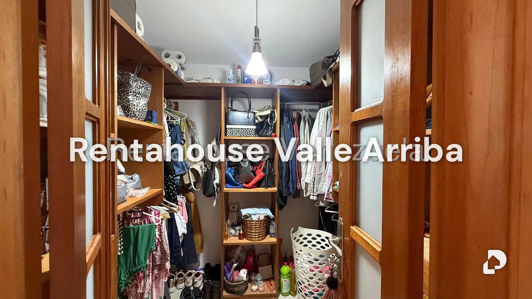 Casa en Loma Linda, Caracas – 23