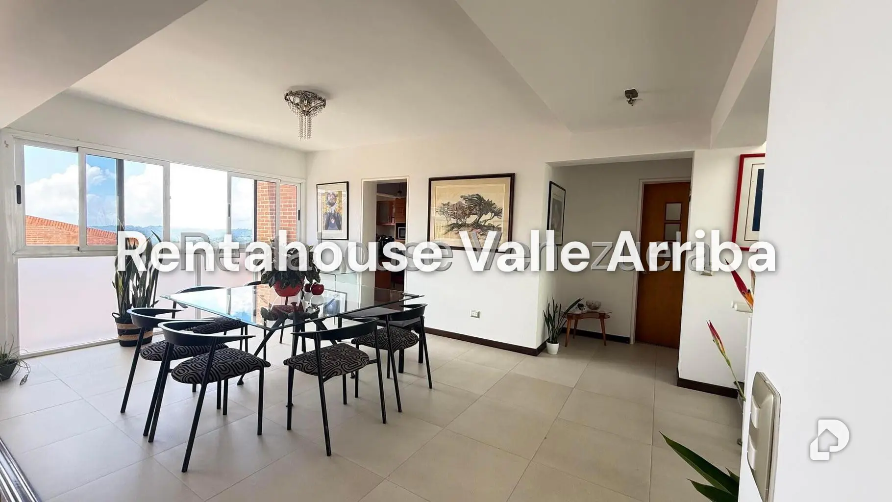 Casa en Loma Linda, Caracas – 8
