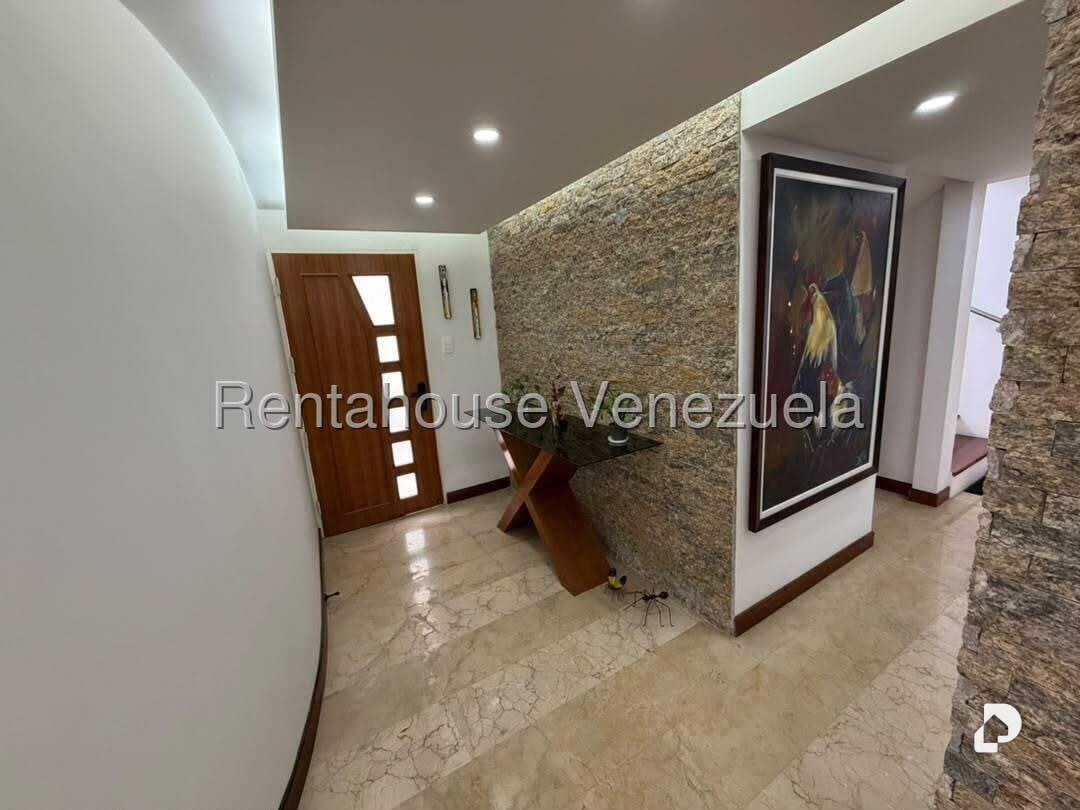 Casa en Alto Prado, Caracas – 11